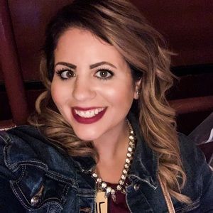 Meet your Posher, Stephanie